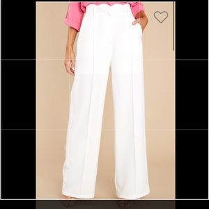 Beautiful white pants *Never Worn*